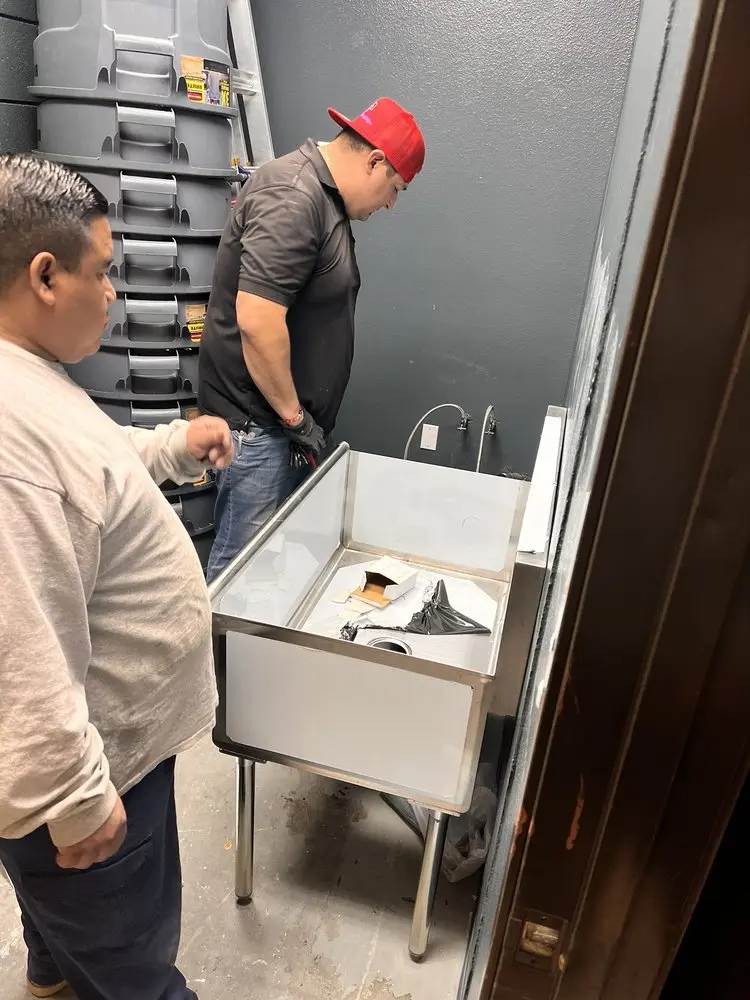 Commercial plumbing and sink installation in Mesa Verde